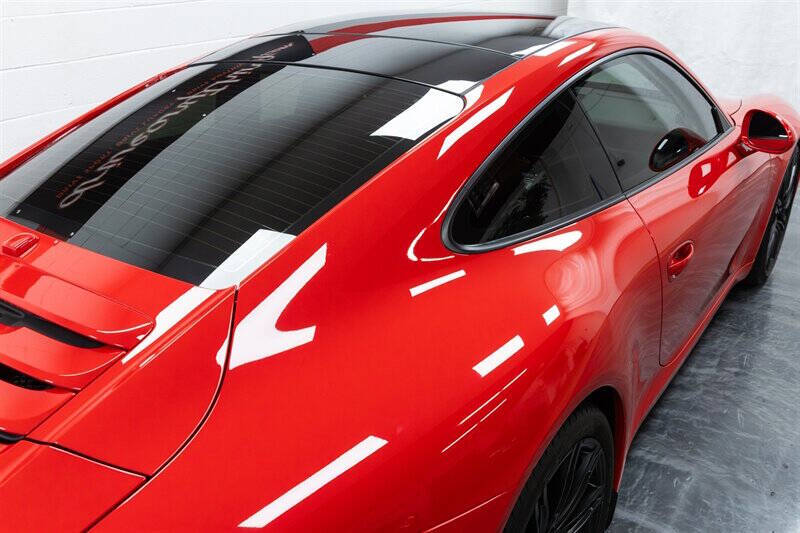 2015 Porsche 911 Carrera