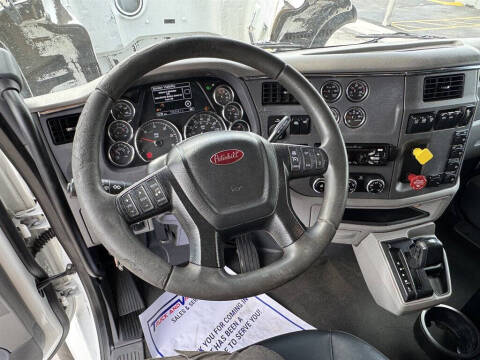 2017 Peterbilt 567
