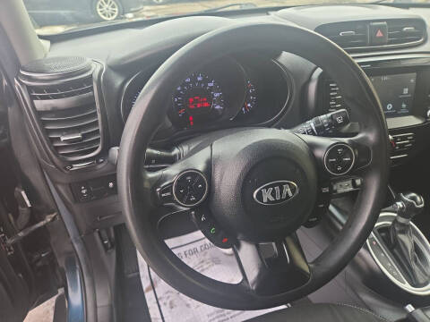 2019 Kia Soul +