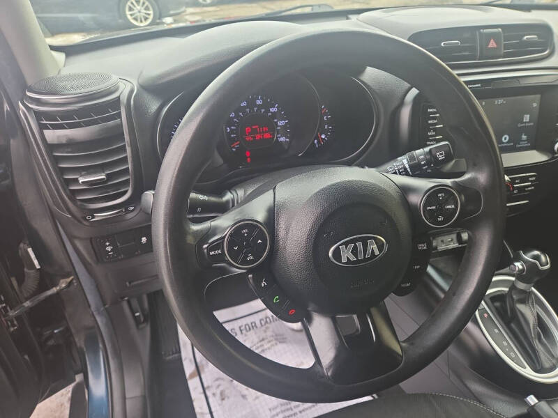 2019 Kia Soul +