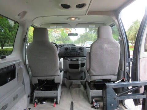 2014 Ford E-Series E-150 XLT