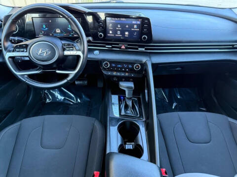 2021 Hyundai Elantra