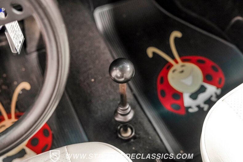 1975 Volkswagen Super Beetle