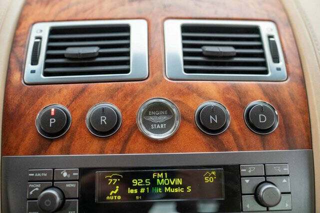 2005 Aston Martin DB9 17