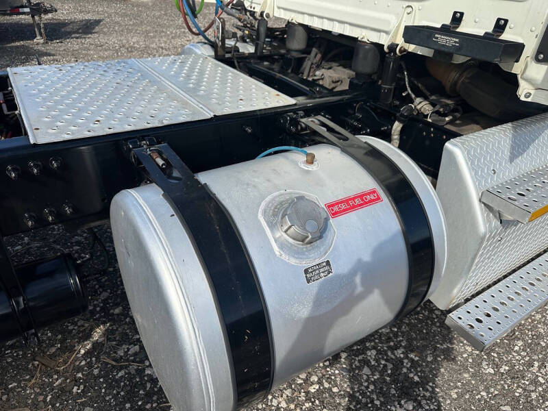 2017 Freightliner Cascadia