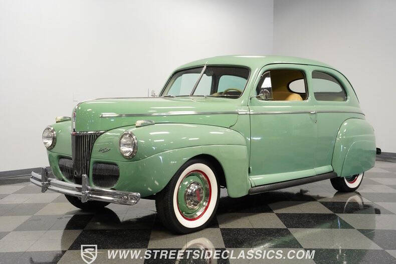 1941 Ford Super Deluxe