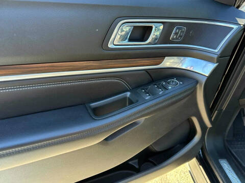 2017 Ford Explorer Limited