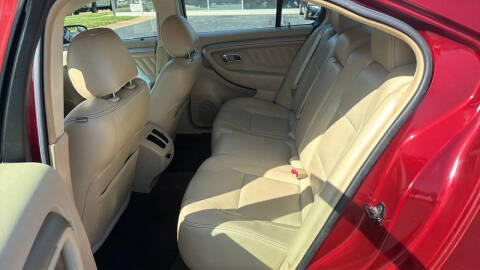 2013 Ford Taurus SEL
