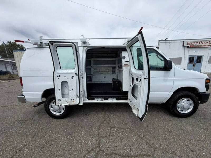 2008 Ford E-Series E-250