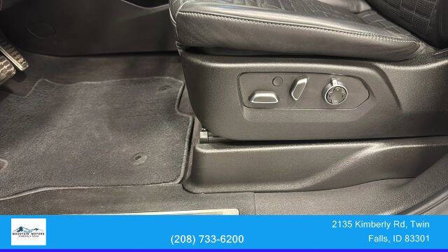 2023 Cadillac Escalade Sport Platinum