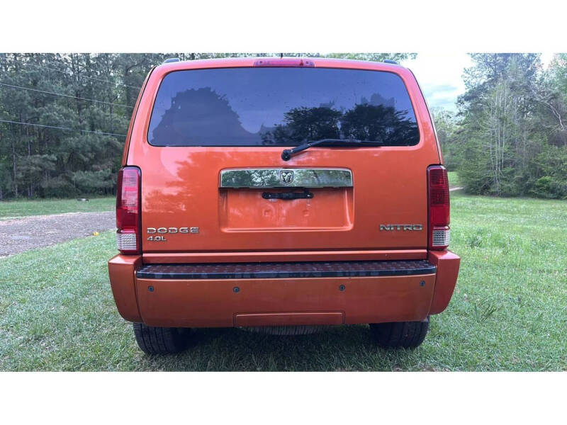 2011 Dodge Nitro Detonator