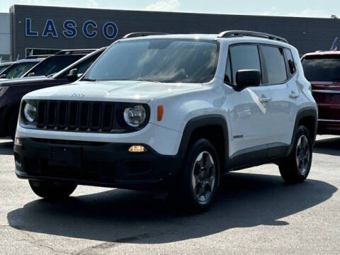 2017 Jeep Renegade for sale at LASCO FORD in Fenton MI