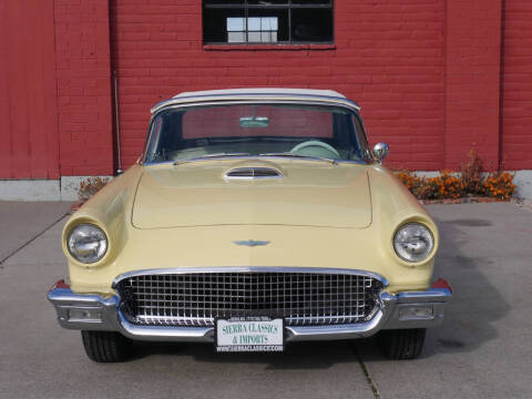 1957 Ford Thunderbird