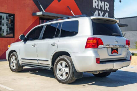 2013 Toyota Land Cruiser