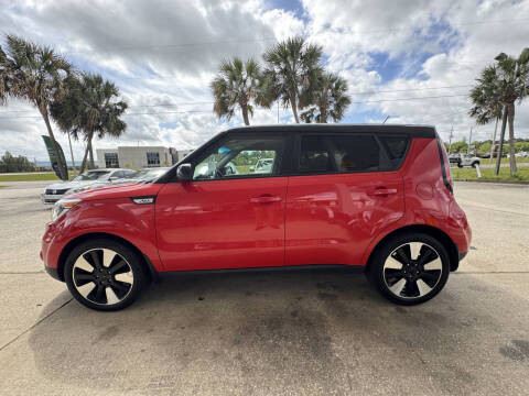 2017 Kia Soul +