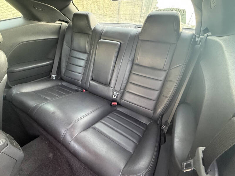2013 Dodge Challenger R/T Plus