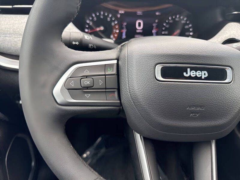 2025 Jeep Compass Latitude