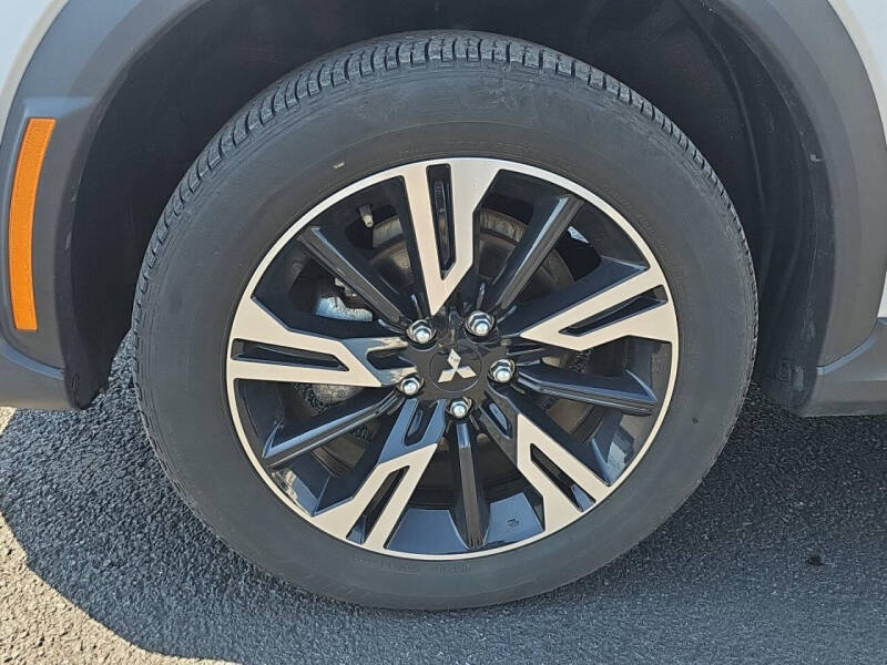 2025 Mitsubishi Eclipse Cross SE