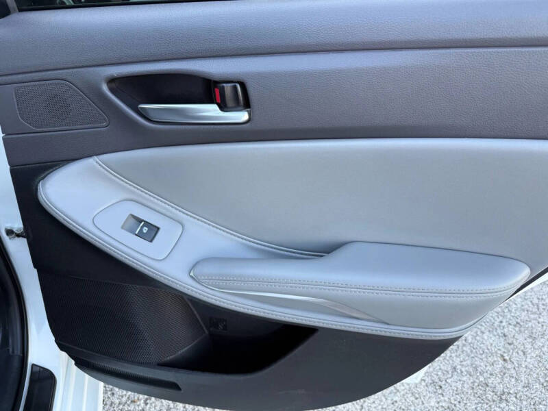 2021 Toyota Avalon XLE