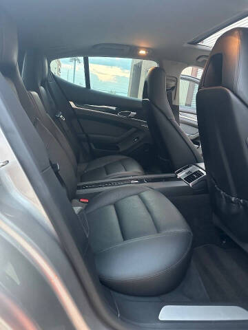 2013 Porsche Panamera 4S