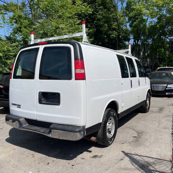 2013 Chevrolet Express 2500