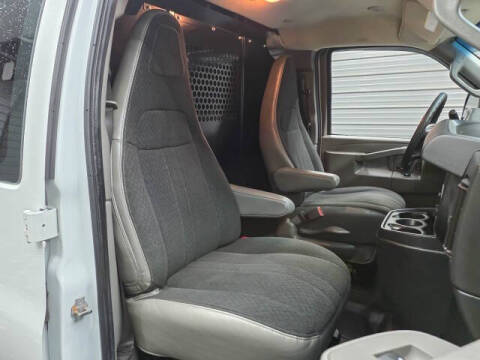 2021 Chevrolet Express 2500