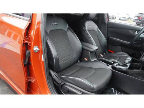 2021 Kia Forte GT Line