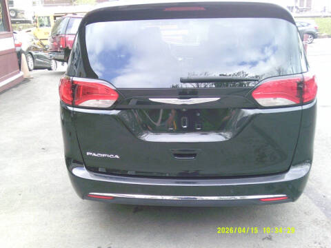 2017 Chrysler Pacifica Touring Plus