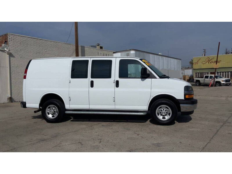 2024 Chevrolet Express 2500