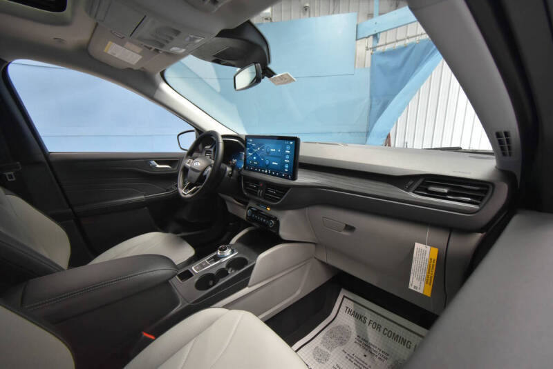 2026 Ford Escape Platinum