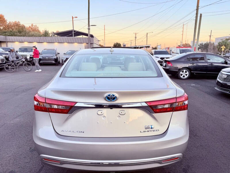 2018 Toyota Avalon Hybrid