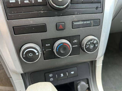 2011 Chevrolet Traverse LS