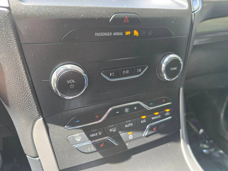 2020 Ford Edge