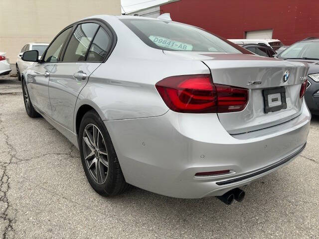 2018 BMW 3 Series 330i photo 10