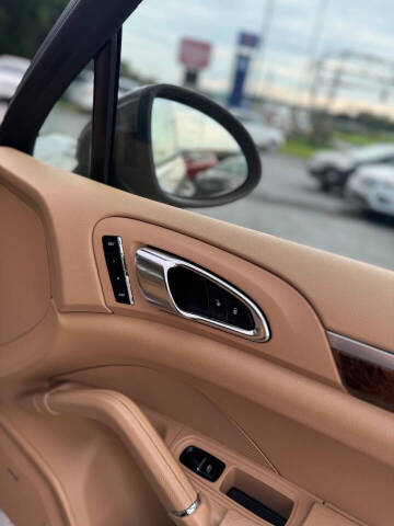 2012 Porsche Cayenne Tiptronic