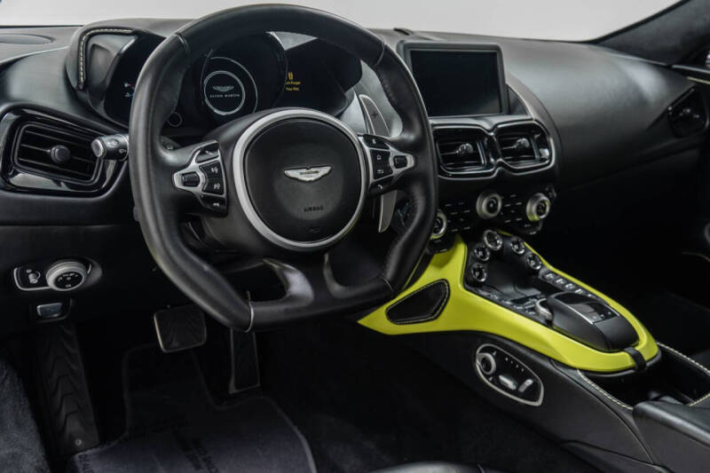 2019 Aston Martin Vantage