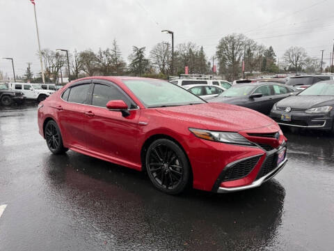 2021 Toyota Camry Hybrid XSE