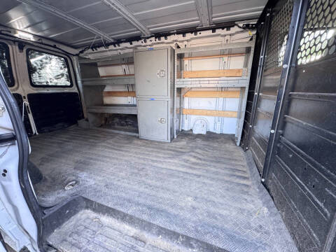 2019 Chevrolet Express 2500