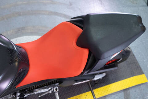 2021 Aprilia RS 660