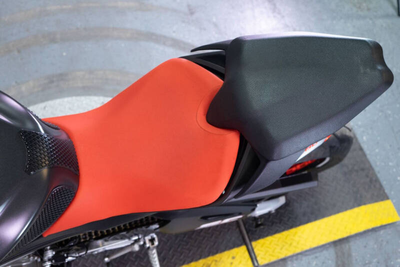2021 Aprilia RS 660