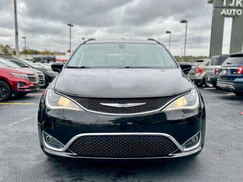 2017 Chrysler Pacifica