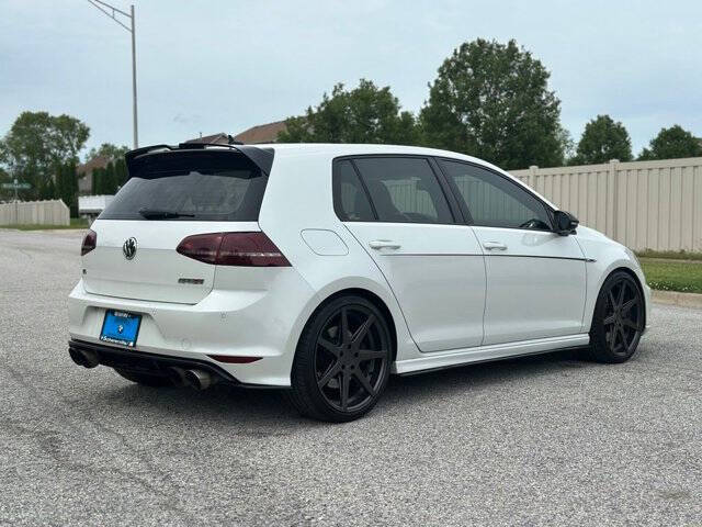 2016 Volkswagen Golf R
