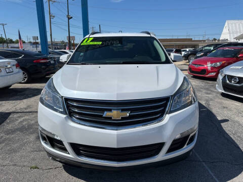 2017 Chevrolet Traverse LT