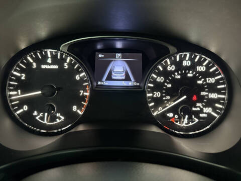 2017 Nissan Pathfinder SV