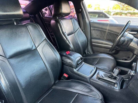 2017 Dodge Charger SXT