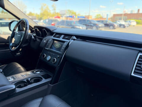 2017 Land Rover Discovery SE