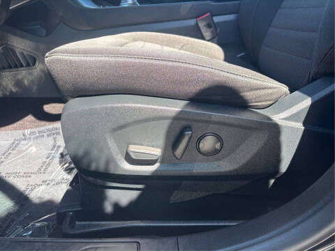 2020 Ford Edge SE
