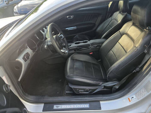 2017 Ford Mustang GT Premium