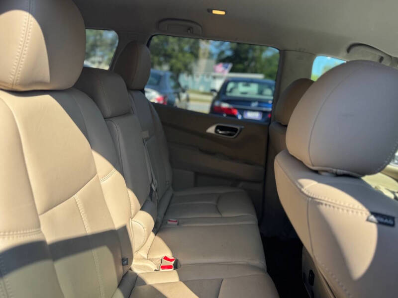 2016 Nissan Pathfinder S