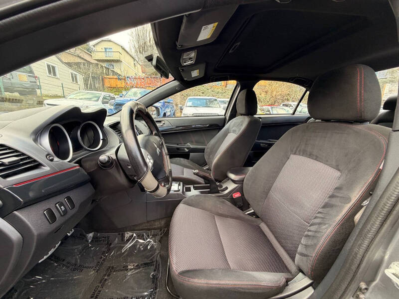 2017 Mitsubishi Lancer LE